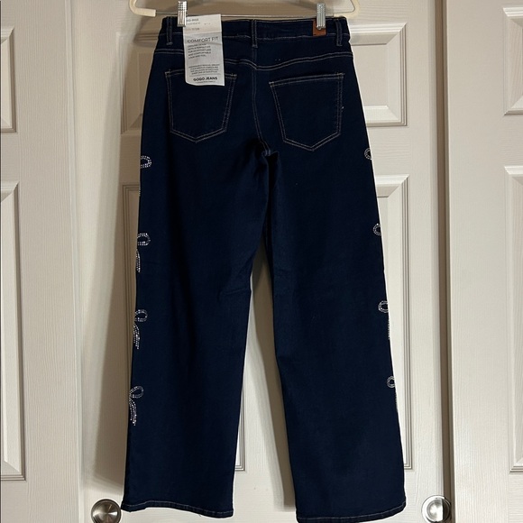GOGO Jeans Mid-Rise Wide Leg Women's Jeans W/ Rhinestone Bows - Picture 5 of 13